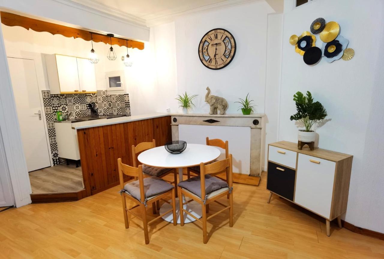 Charmant T2 Meuble Quartier Chateau De Pau Bagian luar foto